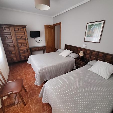 Hostal San Felix กิฮอน ภายนอก รูปภาพ